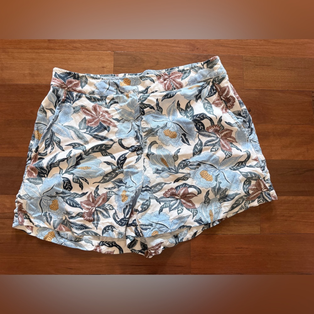 Old Navy Floral Bermuda Shorts - Light Blue, Cream & Brown